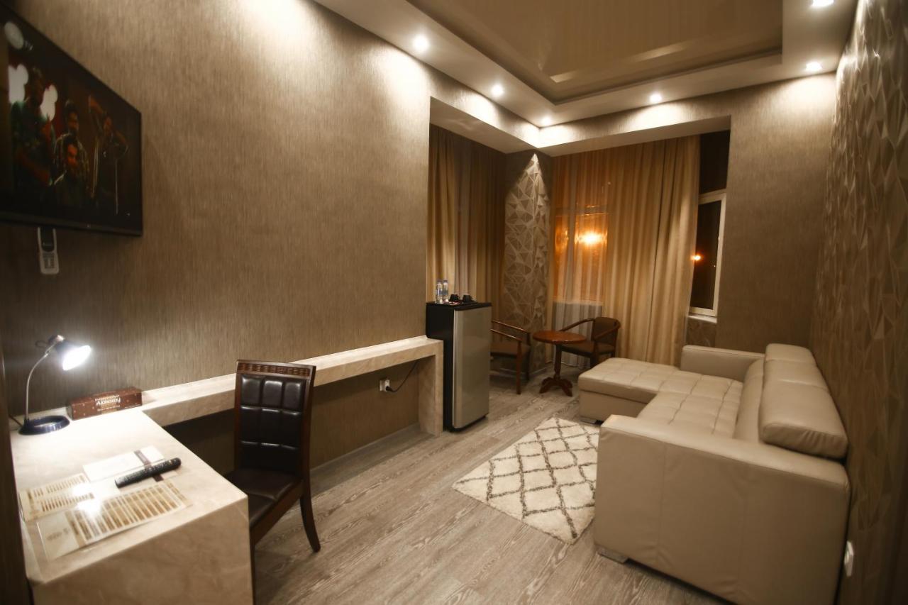 Safir Business Hotel O Dusanbe Kültér fotó
